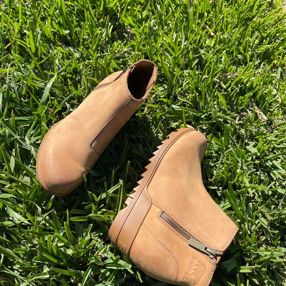 SOREL Joan of Arctic Wedge Chelsea tan Women 9.5 gently used - Picture 7 of 16